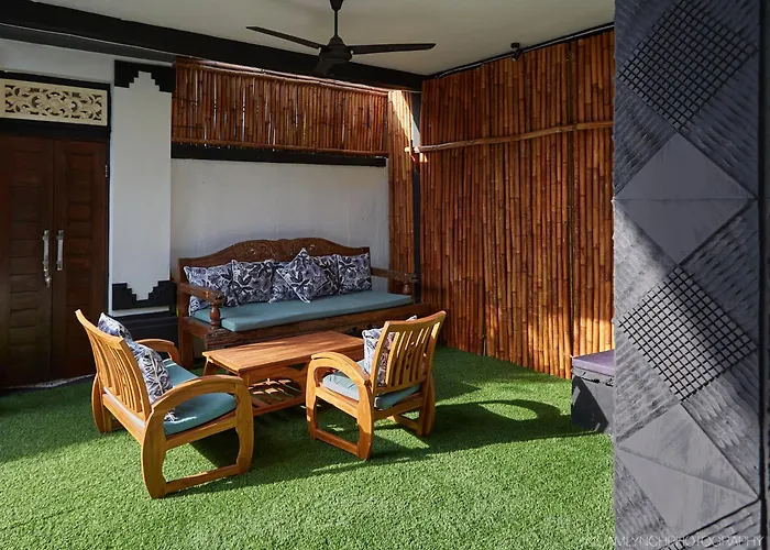 Massive 6-bedroom With 2 Pools Seminyak (Bali)