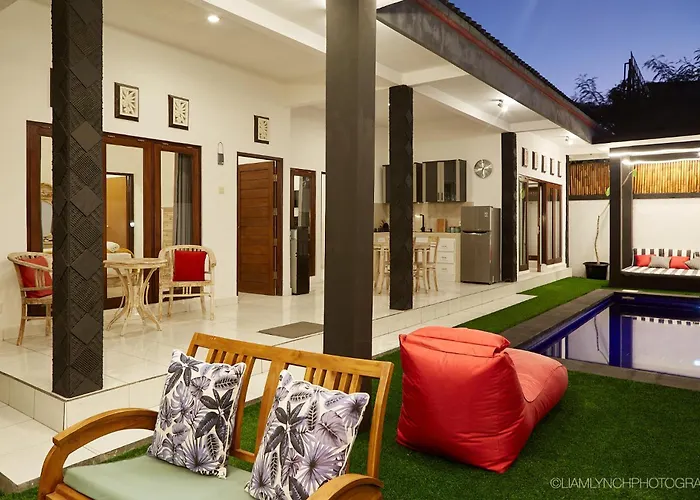 Massive 6-bedroom With 2 Pools Seminyak (Bali)