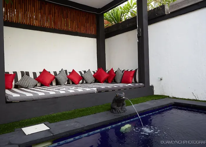 Massive 6-bedroom With 2 Pools Seminyak (Bali)